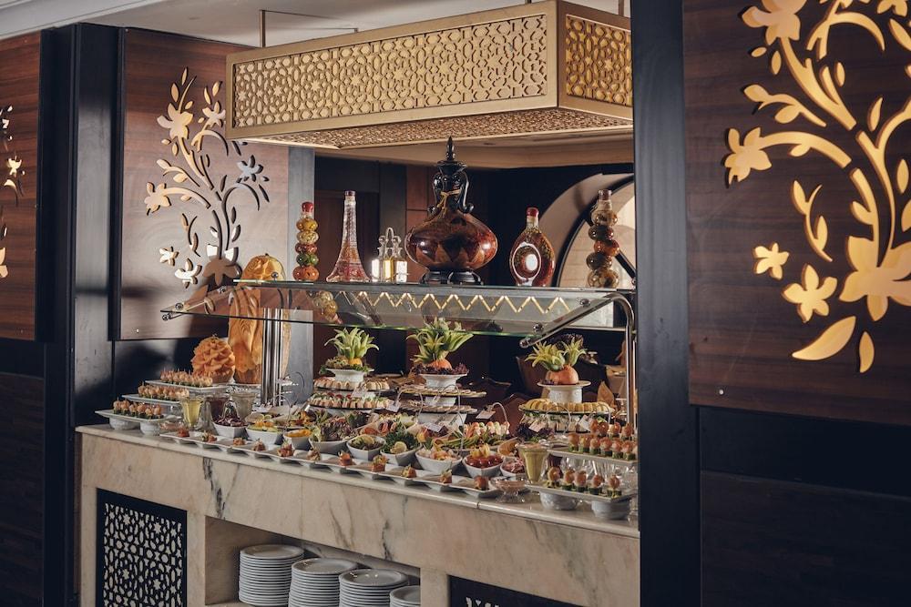 Dallah Taibah Hotel Medina Bagian luar foto