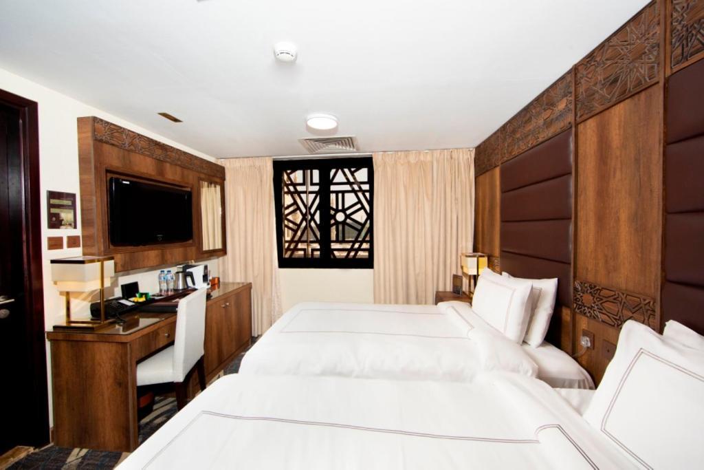 Dallah Taibah Hotel Medina Bagian luar foto