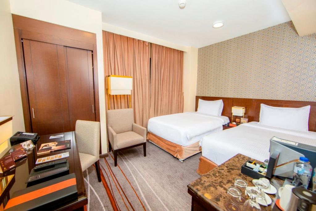 Dallah Taibah Hotel Medina Bagian luar foto