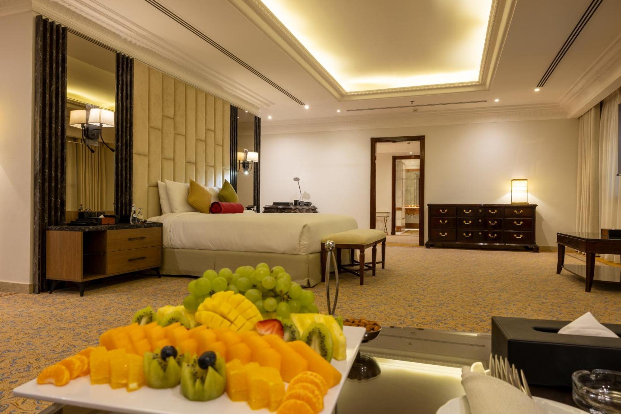 Dallah Taibah Hotel Medina Bagian luar foto