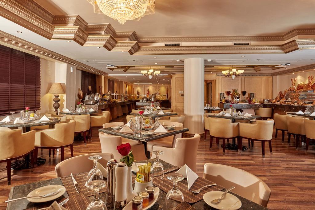 Dallah Taibah Hotel Medina Bagian luar foto
